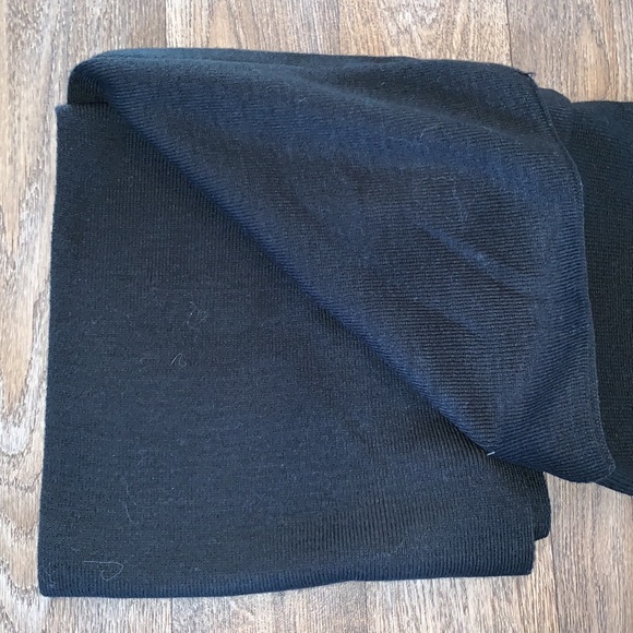 Tommy Hilfiger Logo OSFA Black Knit Beanie & Scarf New w.out tags - Picture 5 of 13